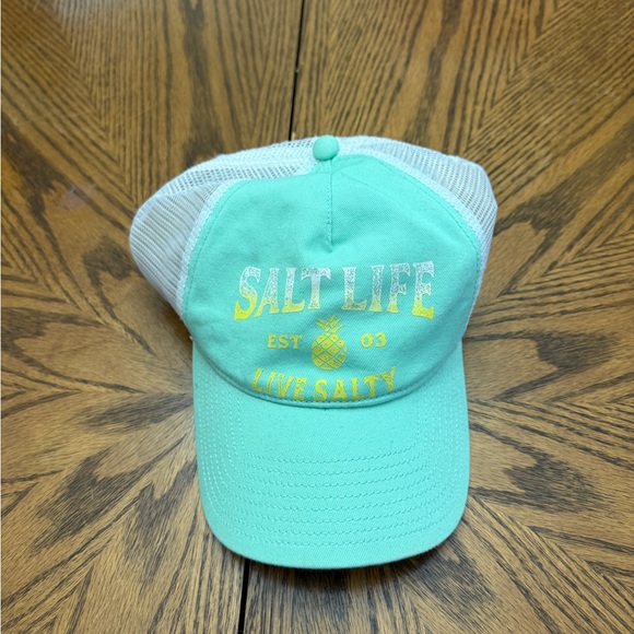 New with Tags Salt Life Mint and White Hat - Picture 1 of 6